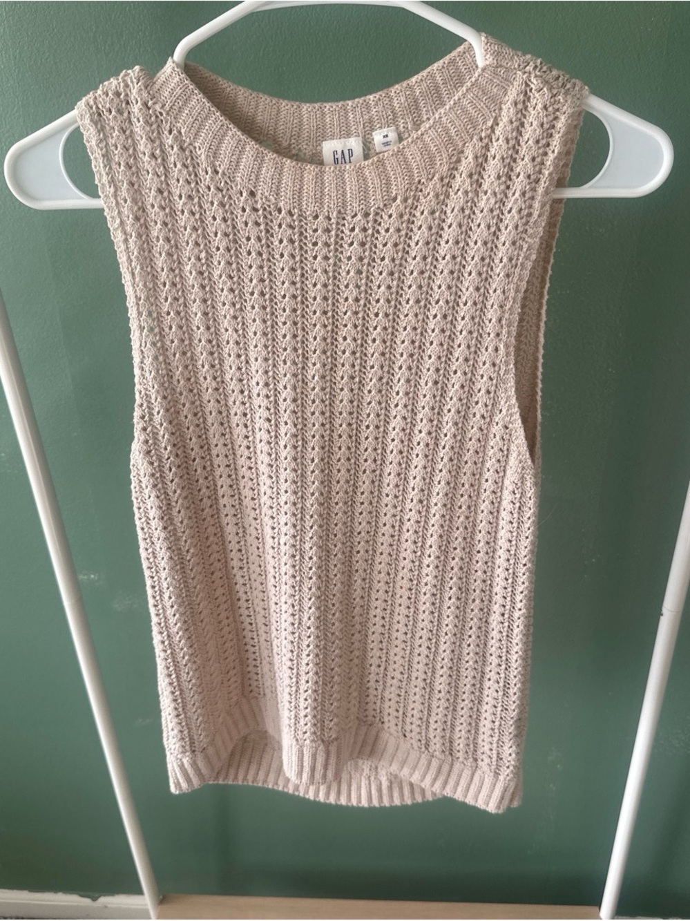 GAP Cream Open-Knit Sleeveless Sweater Tank
